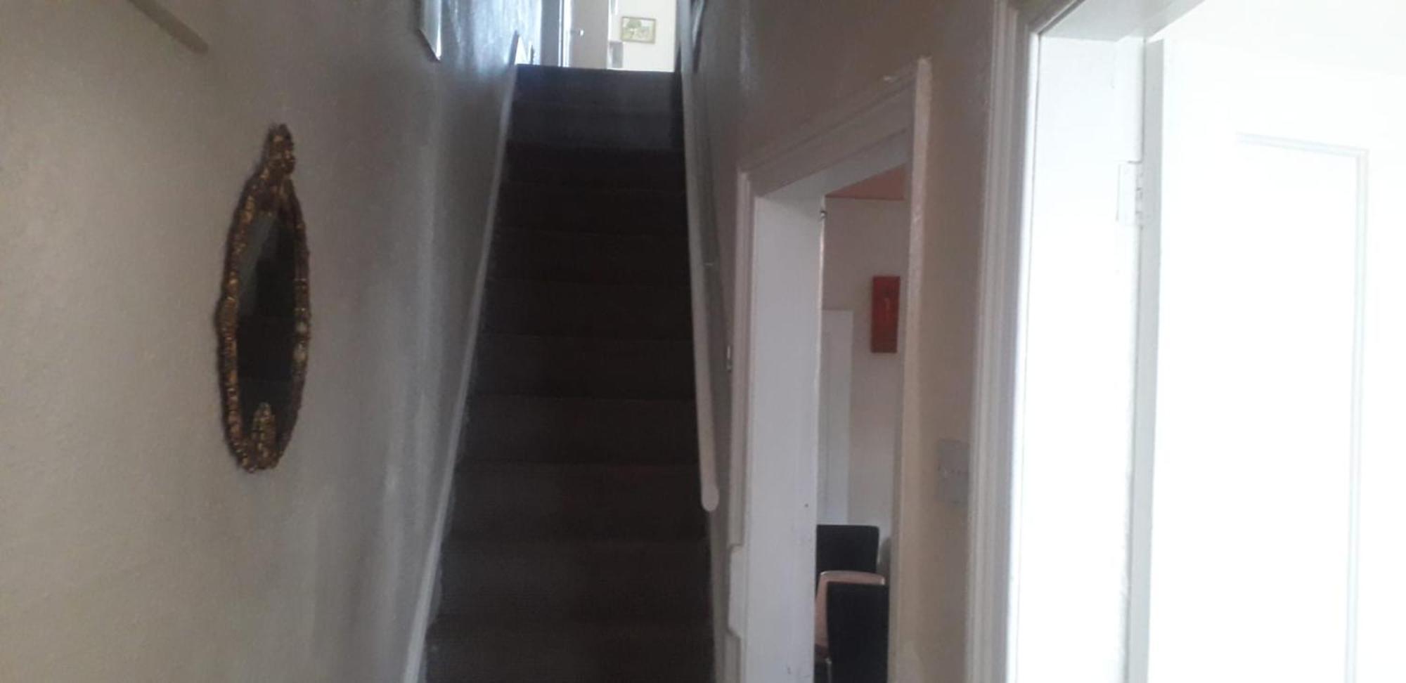 Bright Home Guest House Salford  Exterior foto