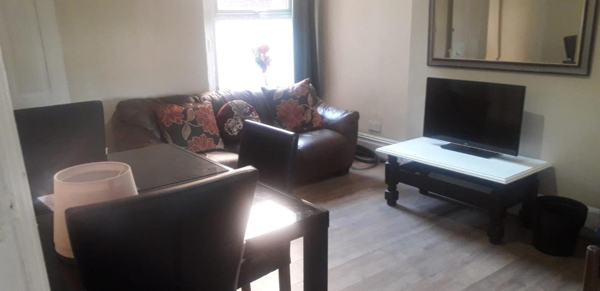 Bright Home Guest House Salford  Exterior foto